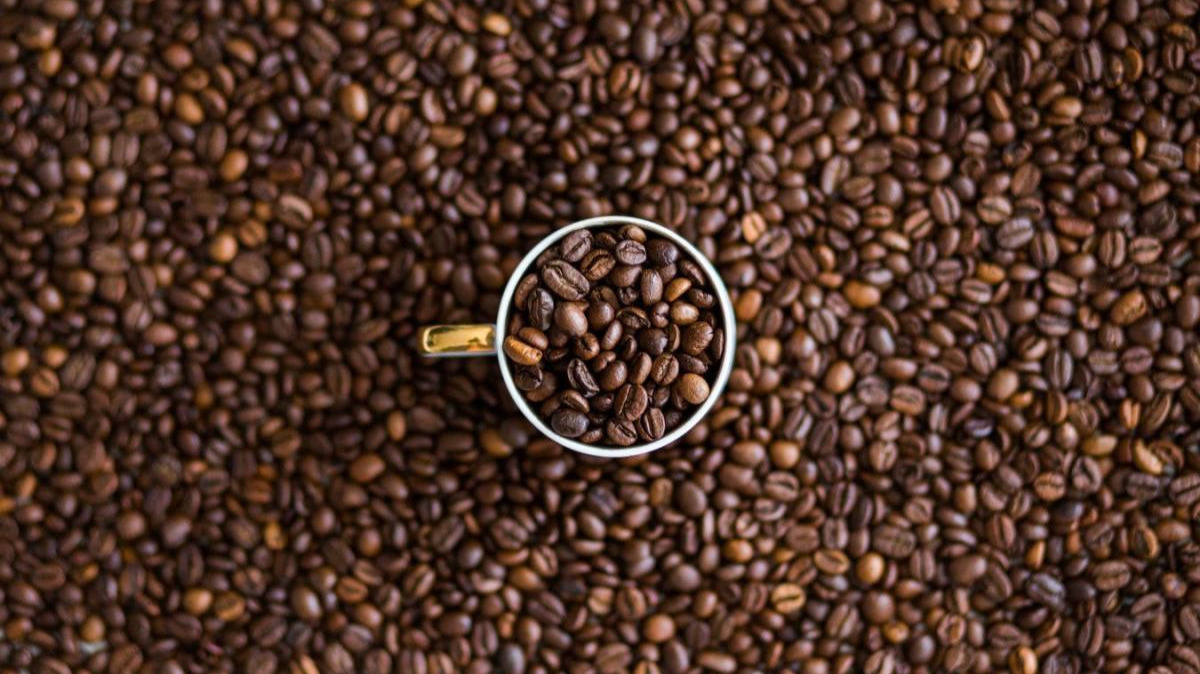639208256360428343_vietnam roasted coffee beans 13.jpg